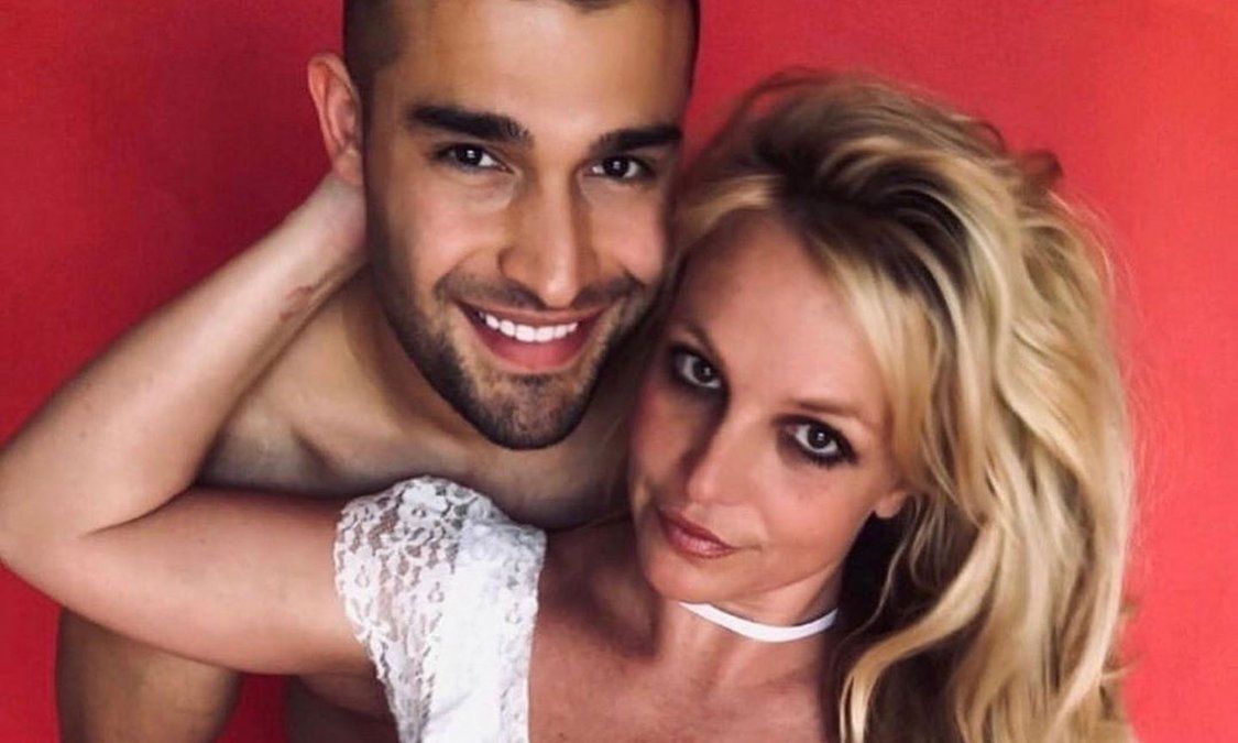 Britney Spears lleva tiempo de relación con su nuevo novio