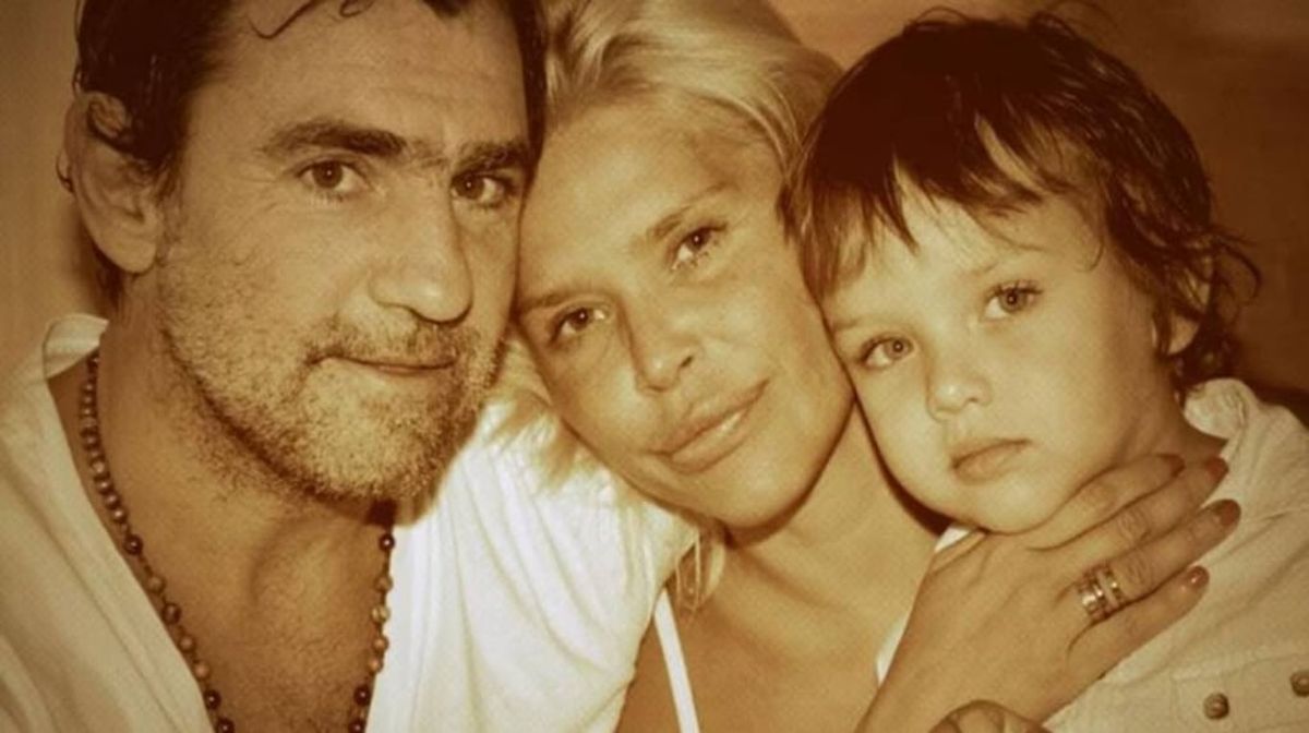 Nazarena Vélez y su hijo Thiago celebran su cumpleaños número 16.