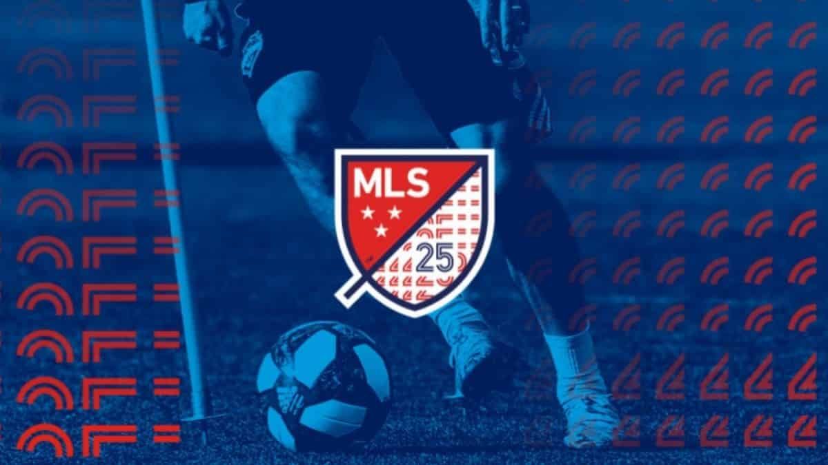 Yordy Reyna estará en el Charlotte FC de la MLS 