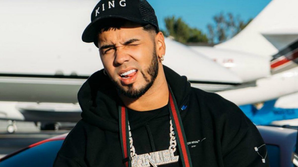 Anuel AA es hospitalizado luego de un concierto en Baja California