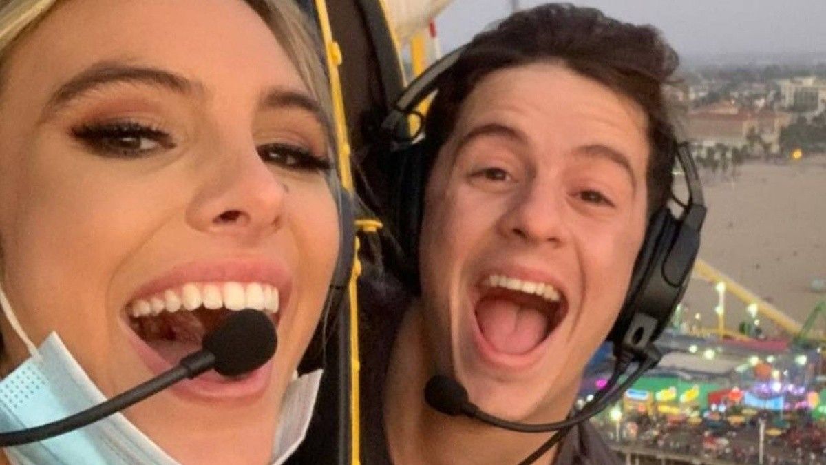 Lele Pons festeja el cumpleaños de Guaynaa en Bikini