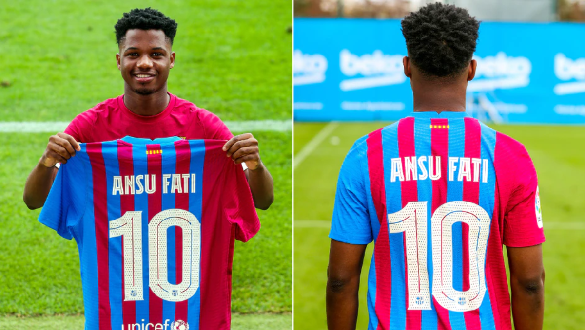 Ansu Fati heredará el 10 del Barcelona tras la salida de Lionel Messi del equipo.