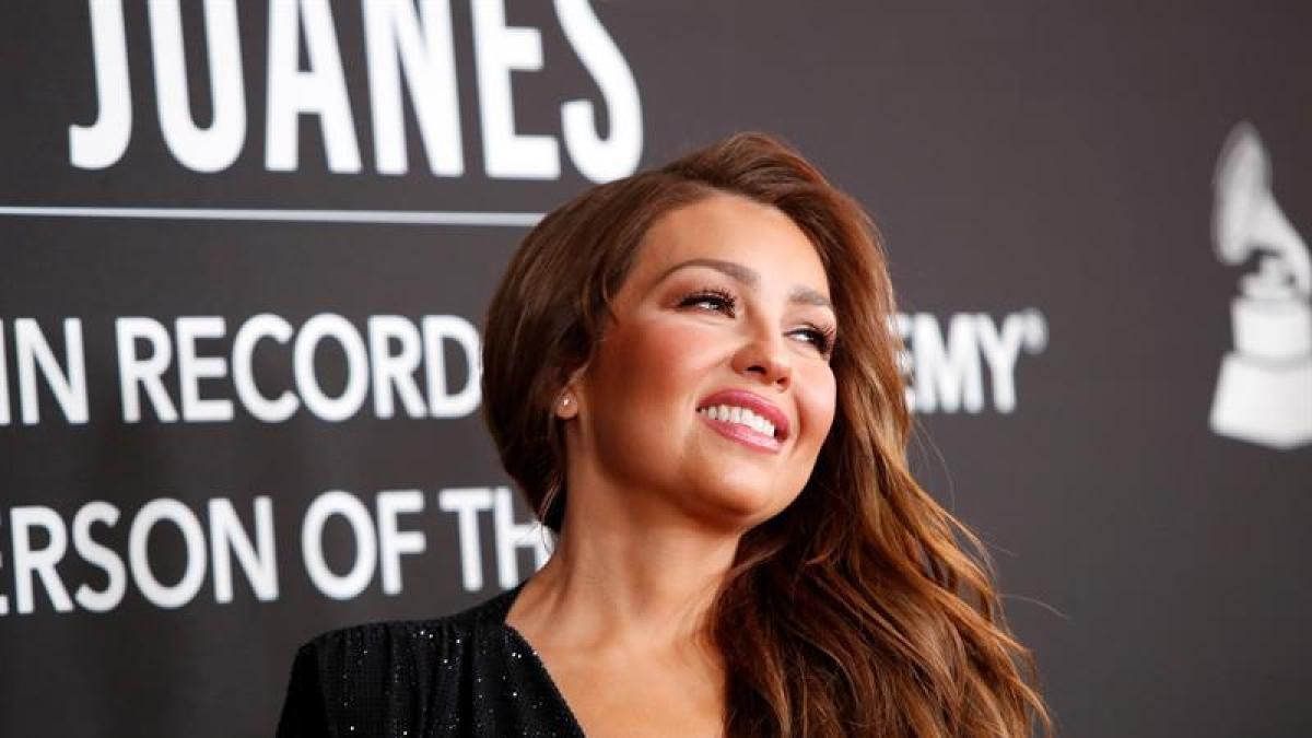 Thalía complace a su hija y cambia de look