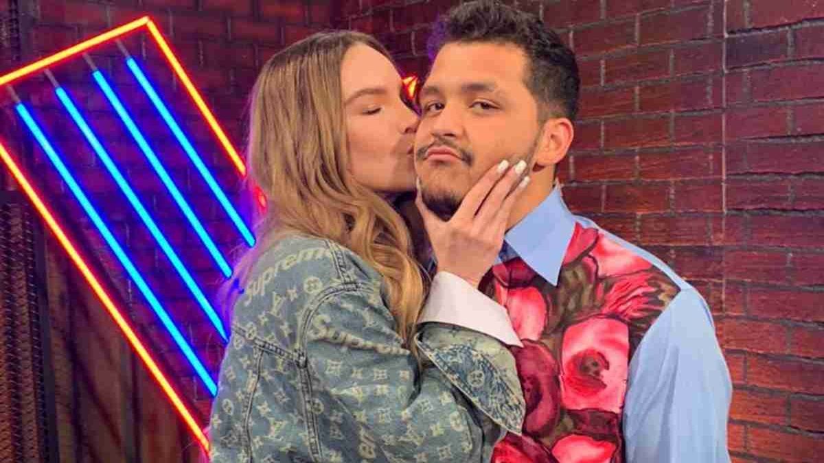 El excéntrico regalo que le dio Belinda a Christian Nodal