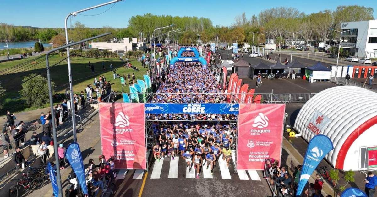 Participantes de todas las edades en la carrera Mi Ciudad Corre en Neuquén.