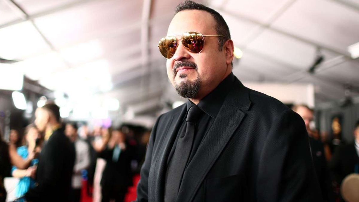 Pepe Aguilar dice que no le hace favores al contratar a su hijo mayor