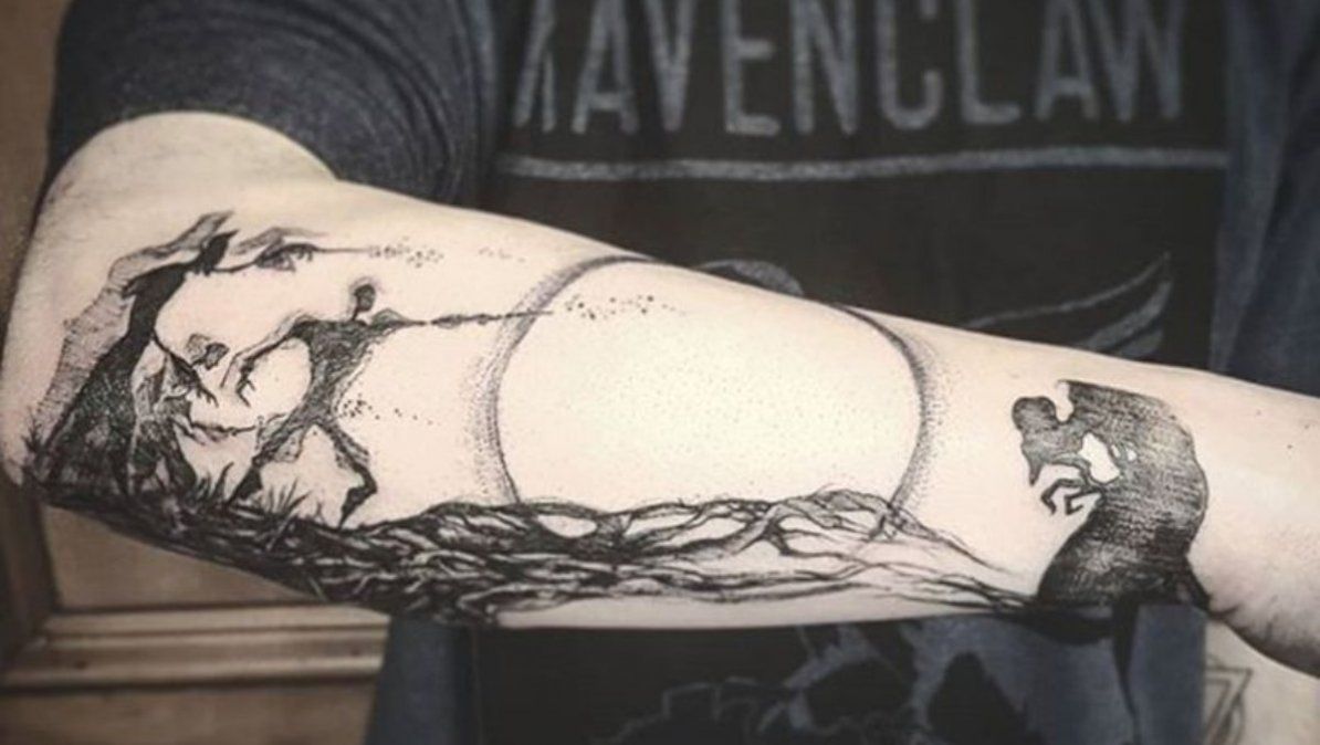 Algunos fanáticos piensan en cubrir sus tatuajes de Harry Potter en protesta. | Foto: latercera.com Algunos fanáticos piensan en cubrir sus tatuajes de Harry Potter en protesta. | Foto: latercera.com