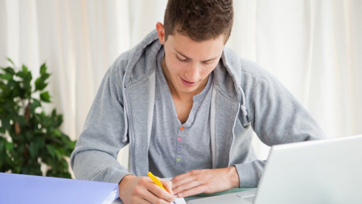 Sigue este paso a paso para obtener una beca Subes