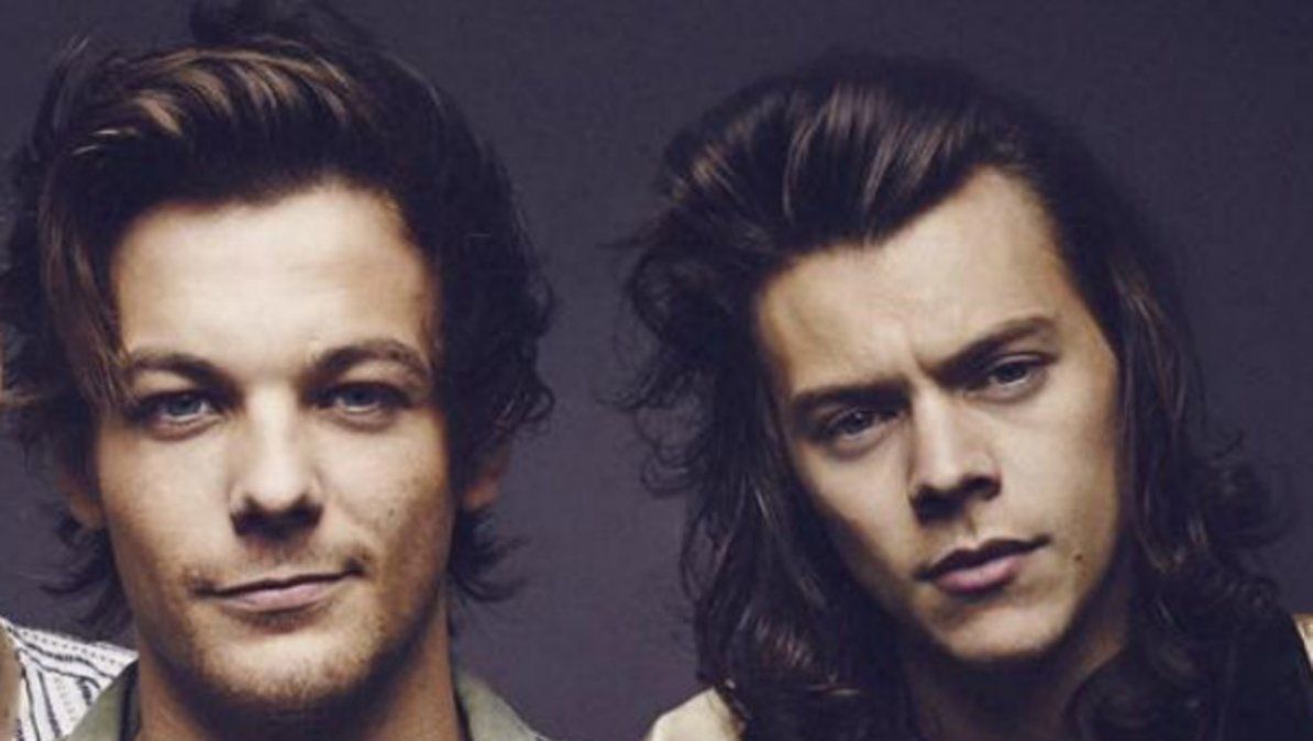 Los rumores del romance entre Louis Tomlinson y Harry Styles habrían sido confirmados Los rumores del romance entre Louis Tomlinson y Harry Styles habrían sido confirmados