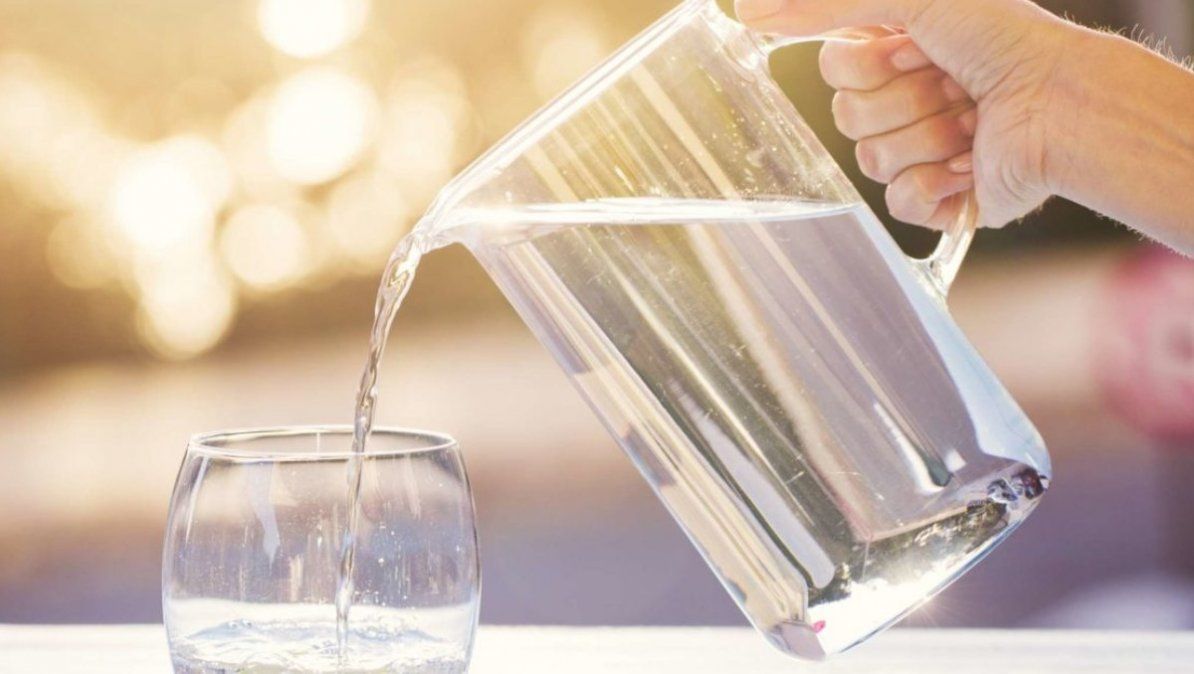 Beber agua te ayuda con más problemas de los que pensabas. | Foto: medicalnewstoday.com