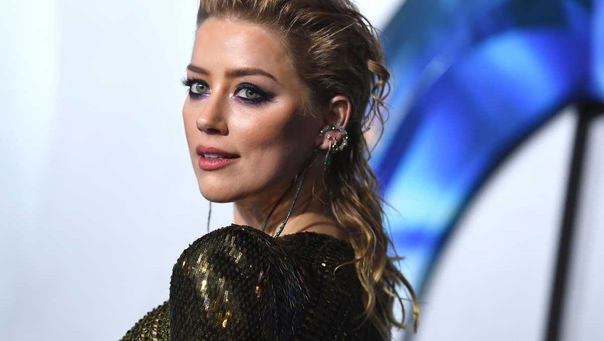 Amber Heard ha sido muy polémica por su relación con Jhonny Depp la cual fue llevada a tribunales.
