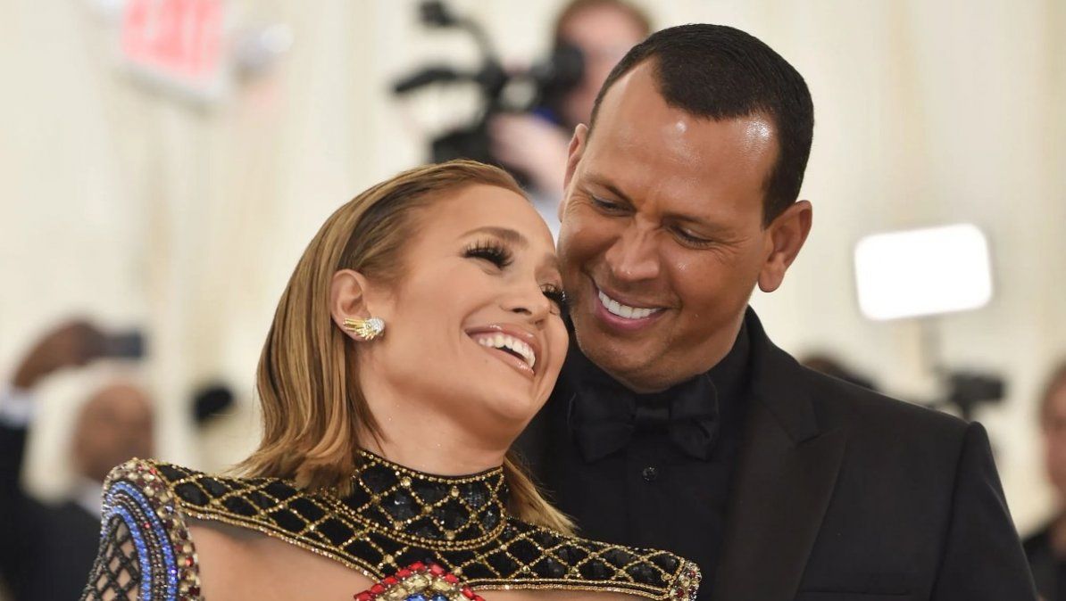 Jennifer López y Alex Rodríguez seguirían en su relación romántica. | Foto: vanityfair.com