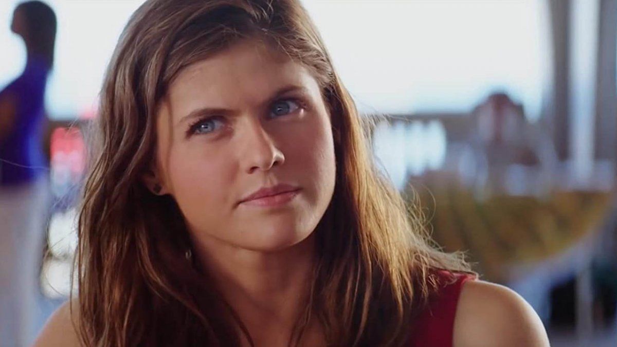 Alexandra Daddario es una actriz estadounidense