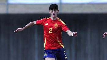 Pezzolesi, el juvenil italo-argentino que eligió a España sobre la Selección