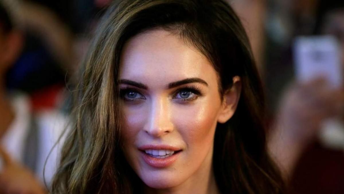 Megan Fox mantiene una relación con el rapero Machine Guy Kelly