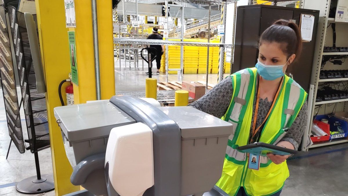 La compañía no estipula obligar a sus colaboradores a ponerse la vacuna.