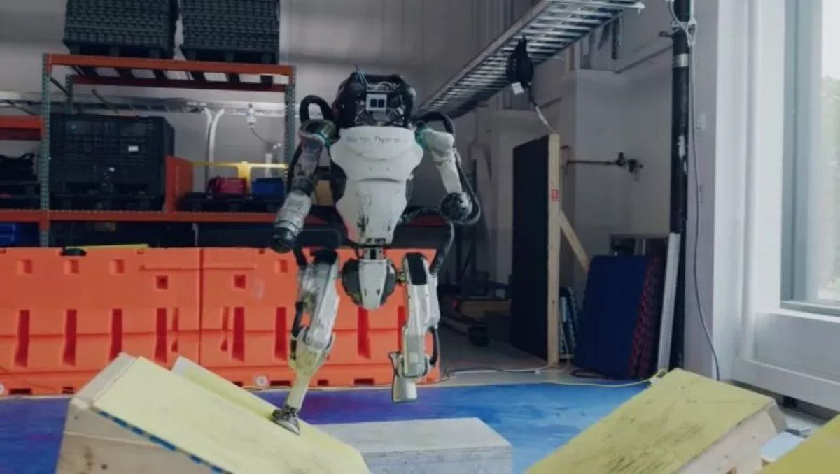 Boston Dynamics sigue sorprendiendo con la agilidad de sus robots. 
