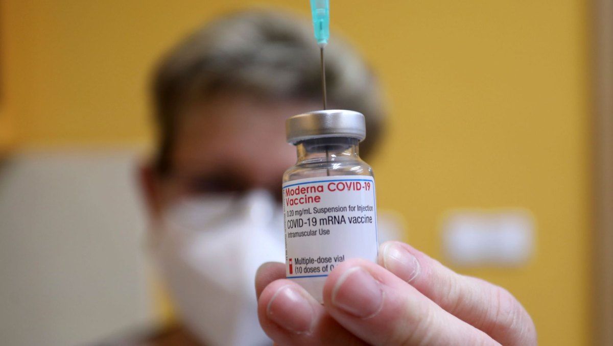 La vacuna Moderna llegará el primer trimestres de 2022 a Argentina.