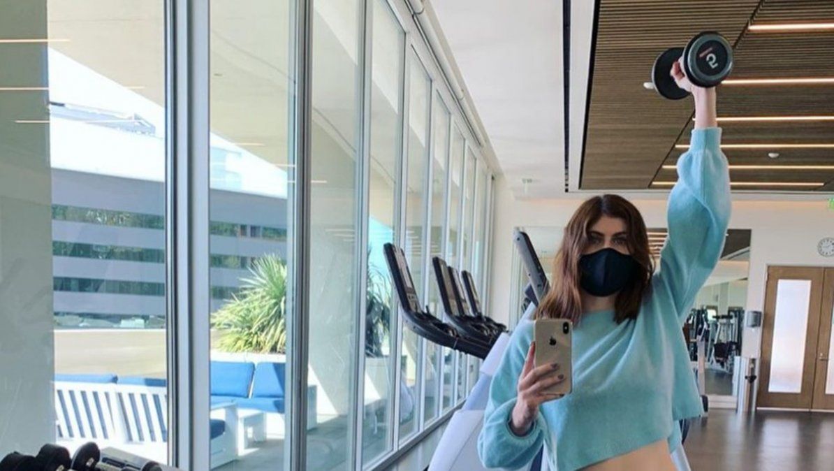 Alexandra Daddario tiene casi 20 mil seguidores en Instagram