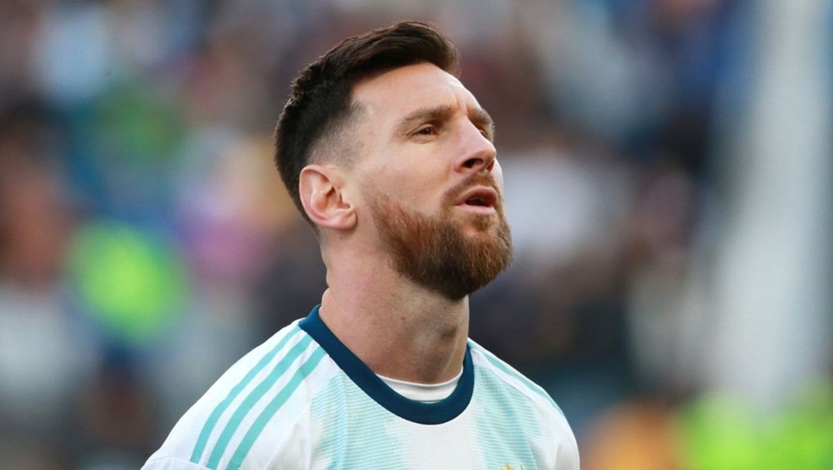 La Argentina de Messi tiene 10 puntos y ocupa el segundo lugar en la tabla de posiciones La Argentina de Messi tiene 10 puntos y ocupa el segundo lugar en la tabla de posiciones