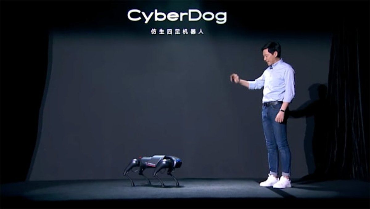CyberDog tiene un peso de unos 3 kilogramos y alcanza velocidades de hasta 11 k/h