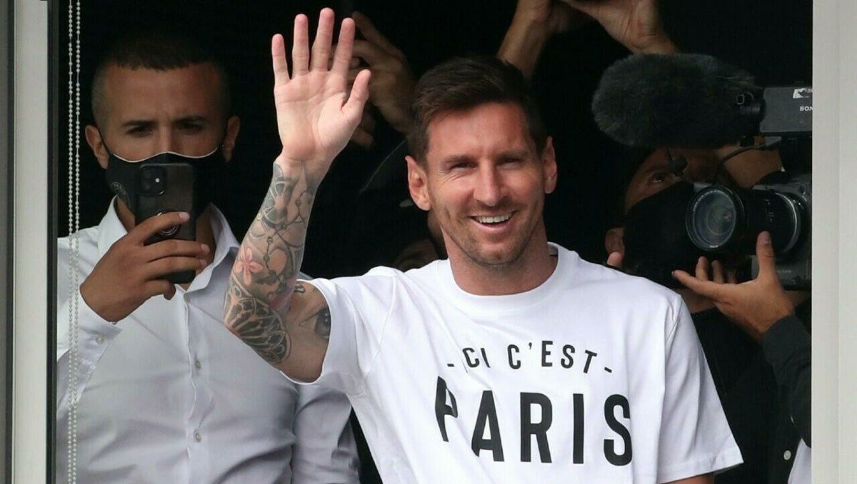 Messi a su llegada a Paris