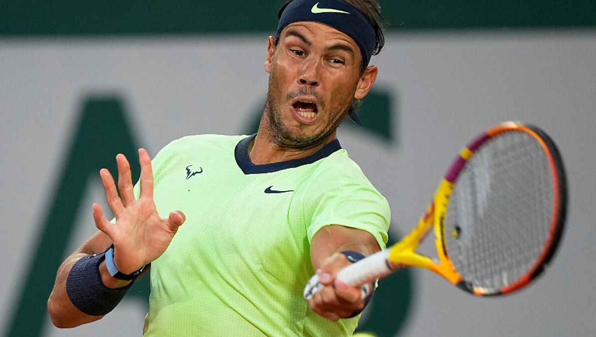 Rafael Nadal se mantiene con vida en Roland Garros.
