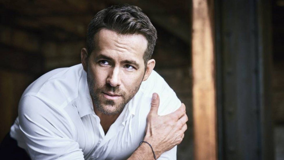 Ryan Reynolds siempre ha sido un ícono de la moda. | foto: elpaís.com