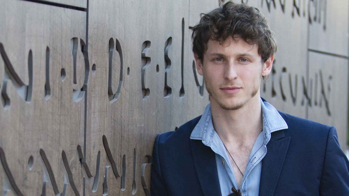 Nicolás Coronado es el sobrino de Miguel Bosé