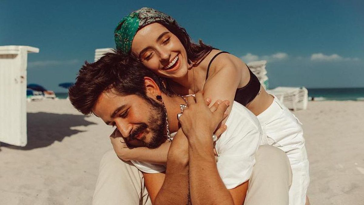 Camilo publica emotivo mensaje para una mujer ¡Y no es Evaluna Montaner!