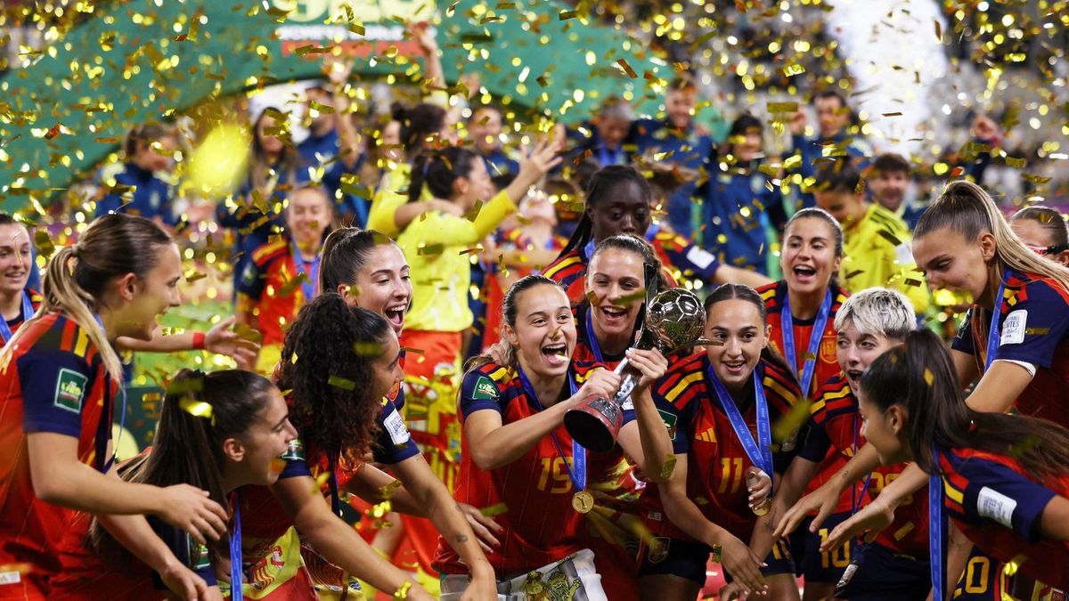 Las jugadoras españolas celebran la victoria en el Mundial sub-20.