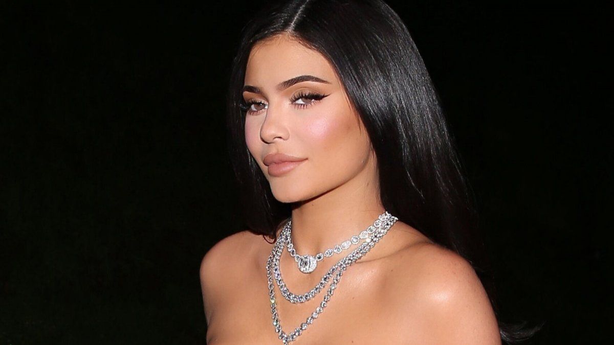 Kylie Jenner becomes a trend for her shower