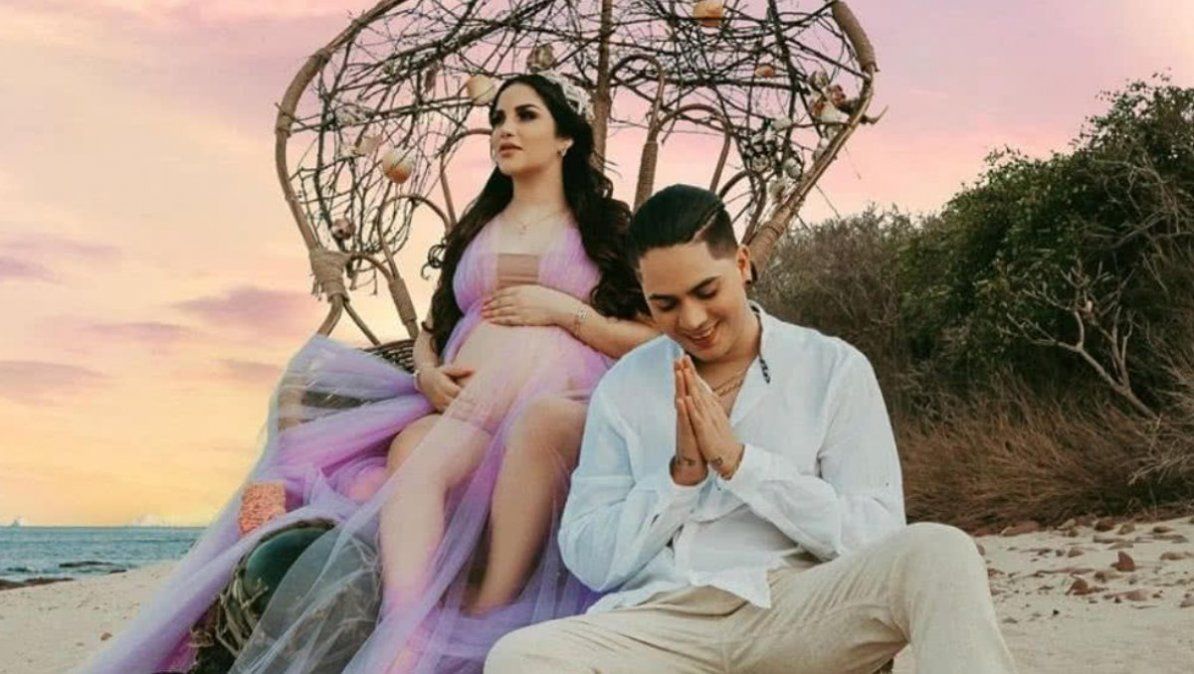 Juan de Dios Pantoja y su esposa Kimberly Loaiza. | Foto: canalrcn.com