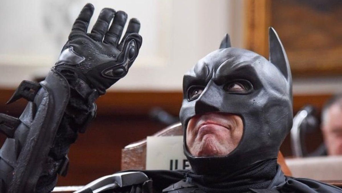 Matt Reeves Dice que Batman no pertenezca a DC omics