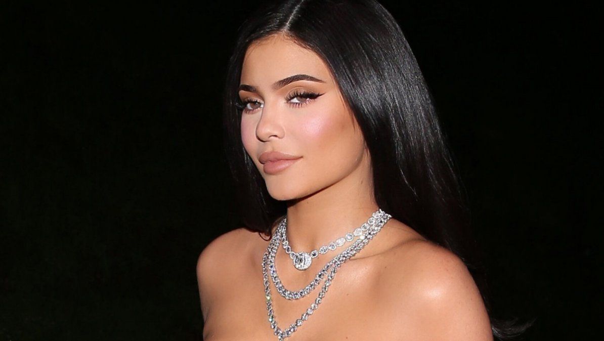 Kylie Jenner se vuelve tendencia por su ducha