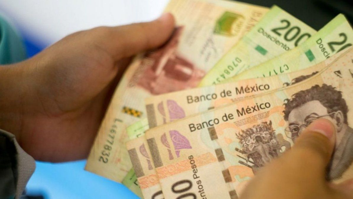 Salario mínimo en México será de 141.7 pesos en 2021