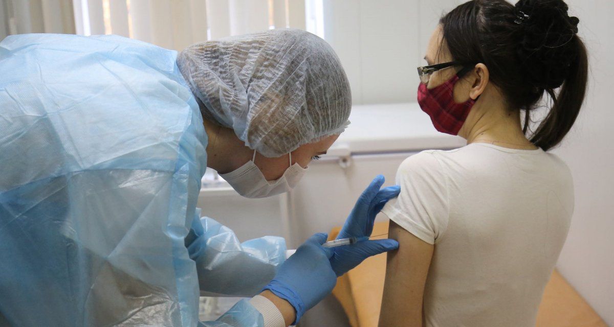 México comienza a poner la vacuna en su población. Foto: Cortesía