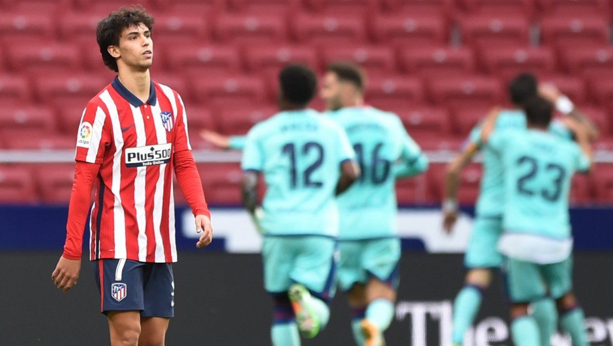 El Atlético de Madrid sigue líder en España pese a la derrota ante el Levante. | Foto: goal.com El Atlético de Madrid sigue líder en España pese a la derrota ante el Levante. | Foto: goal.com