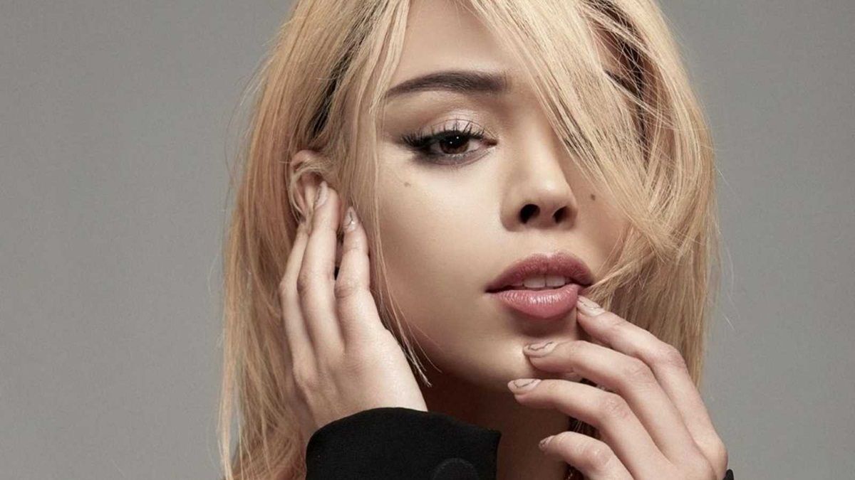 Danna Paola insiste en aclarar rumores de malos tratos con Alex Hoyer Danna Paola insiste en aclarar rumores de malos tratos con Alex Hoyer