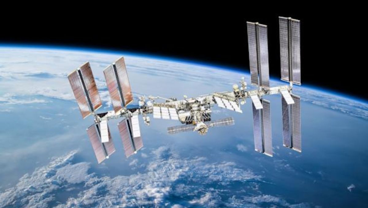 La Estación Espacial Internacional podría estar en peligro luego que Rusia probara un misil para destruir satélites.