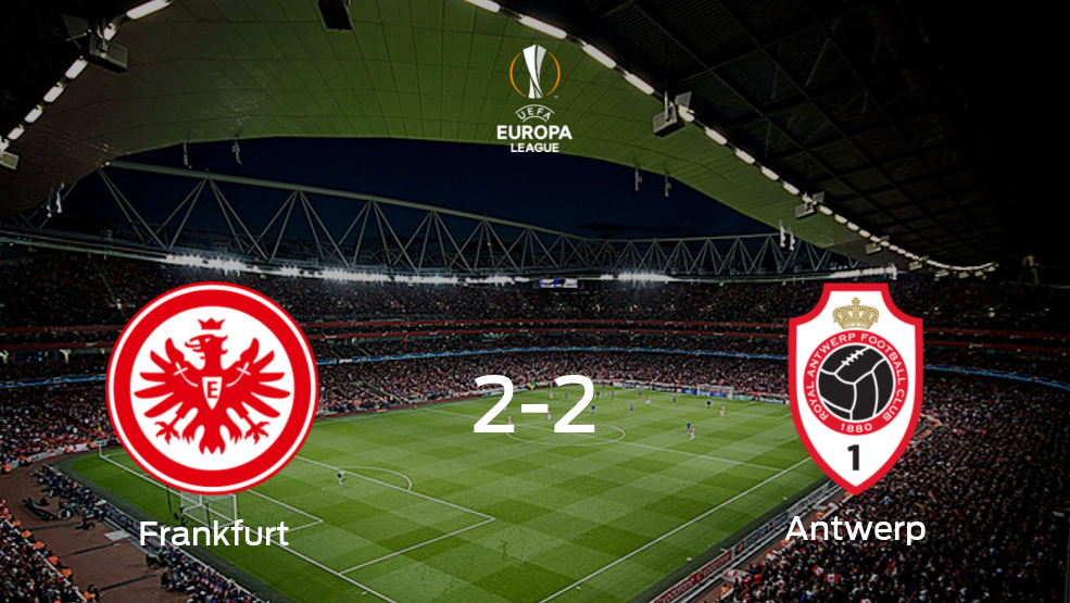 El Eintracht Frankfurt y el Royal Antwerp reparten los puntos tras empatar a dos