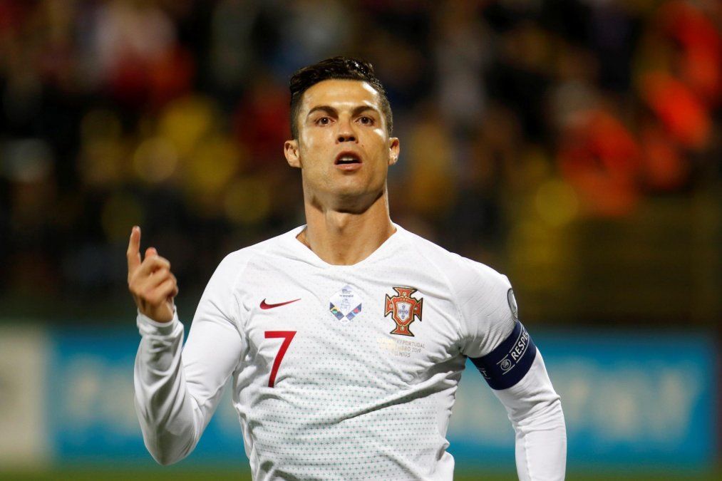 Cristiano Ronaldo Cristiano Ronaldo